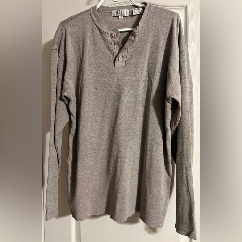 Real Basics Men’s Long-Sleeve Henley Shirt - Light Gray